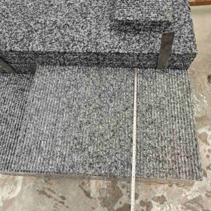 泰安芝麻黑拉丝面