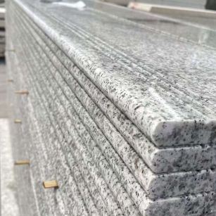 泰安芝麻白楼梯踏步 花岗岩楼梯板材