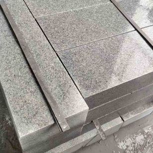 泰安芝麻灰 芝麻白 路牙石 路侧石 马路牙子